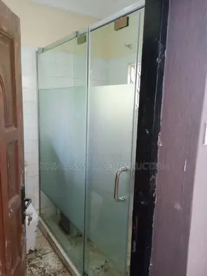 Shower Cubicle at Gudu