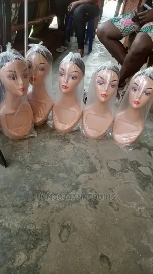 Plastic Mannequin Heads Dor Wigs N Hats