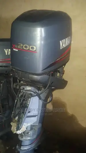 Cabin Cruiser Boat Outboard Fiber Engine