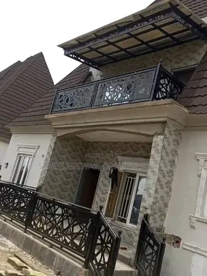 Laser-Cut Desire Round at Abuja