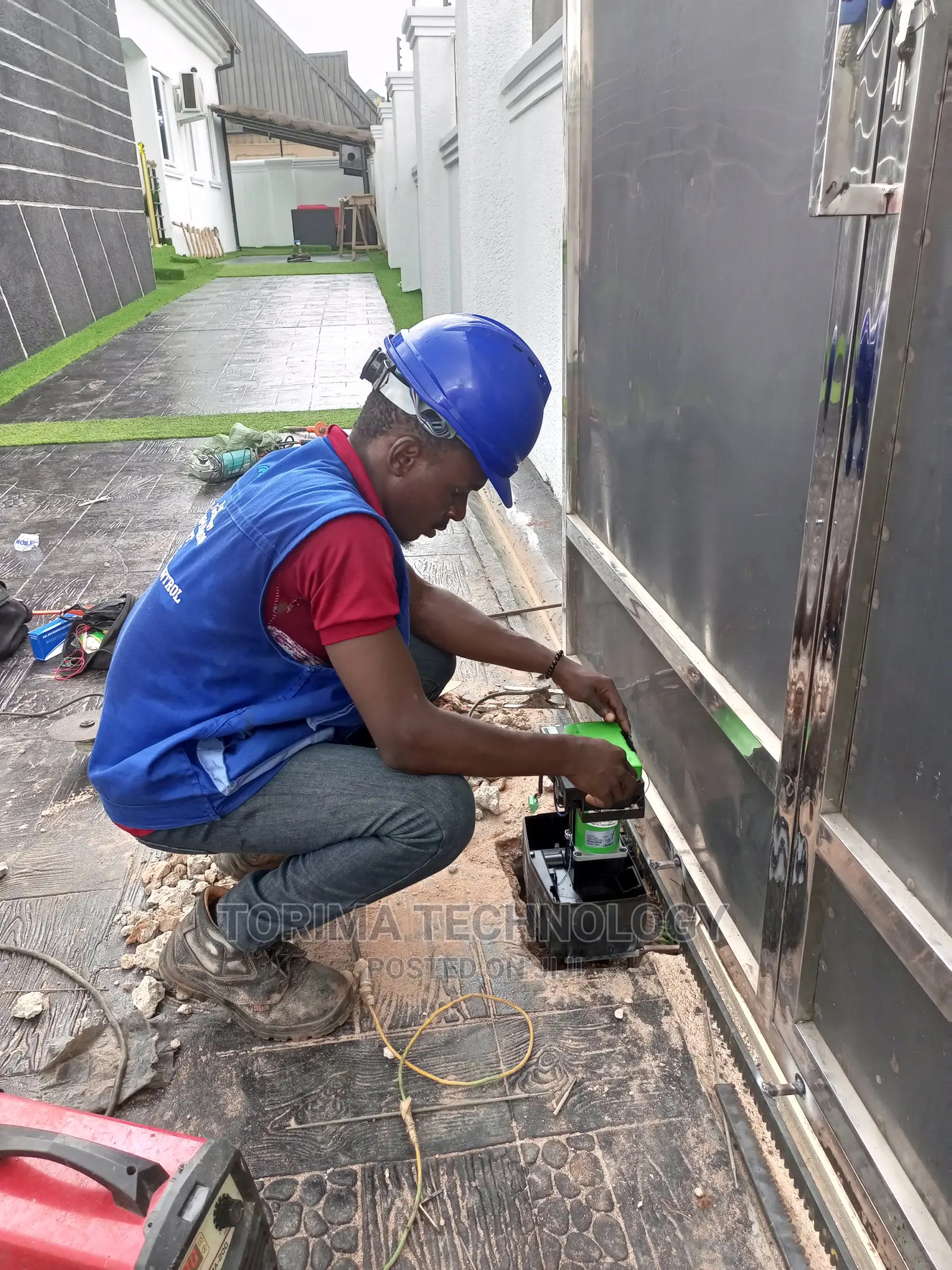 Automatic Sliding Gate