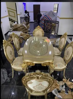 6 Seater Royale Dining Table