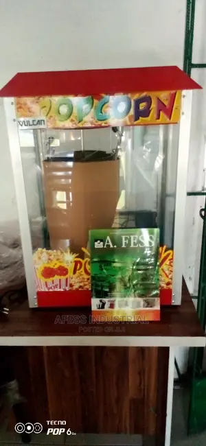 Commercial Pop Corn Machine