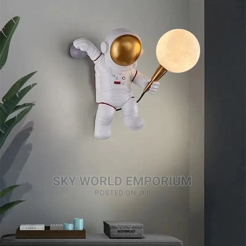 Astronaut Wall Light