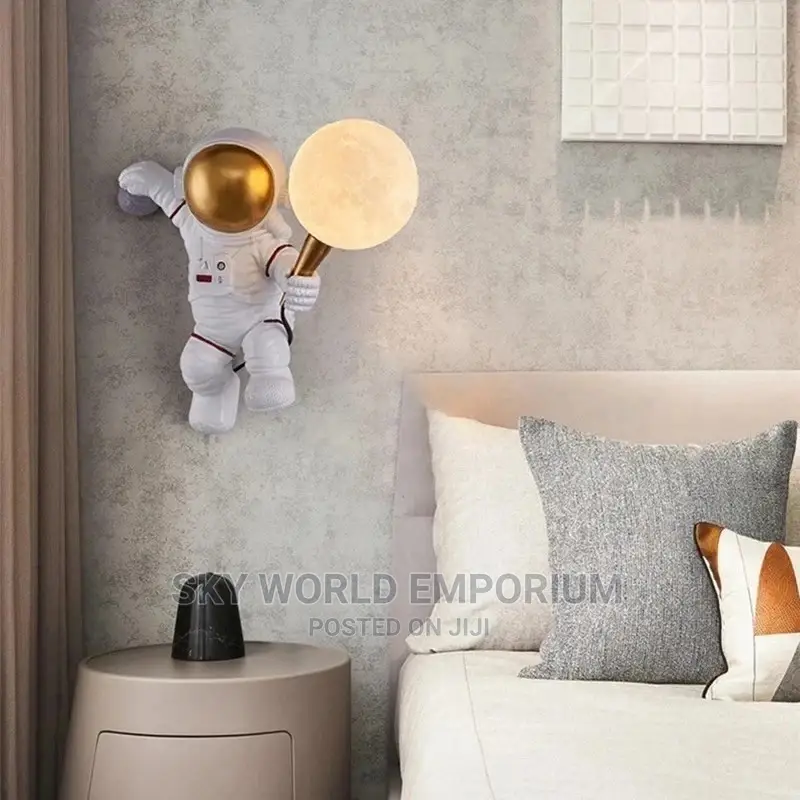 Astronaut Wall Light