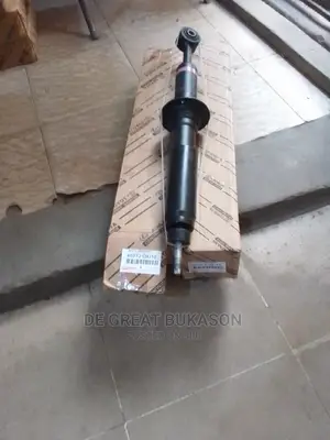 Front Shock Absorber for Toyota Hilux 2007-2017 4x4