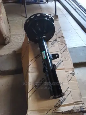Back Shock Absorber for Toyota Venza 4x4