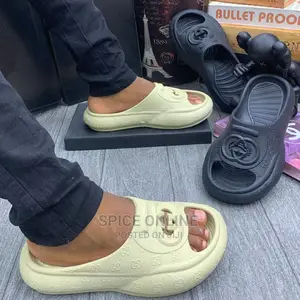 Vvip: Gucci Crocs