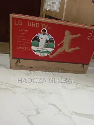 Uhd/ 32" LG Smart TV + Browser