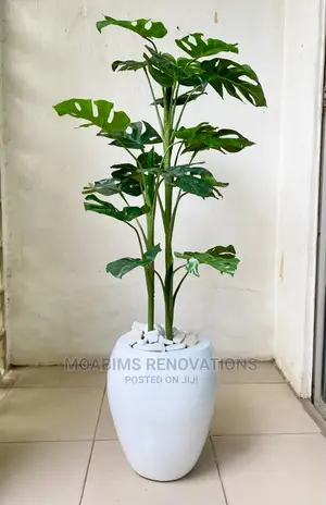 Unique Artificial Plant Planter