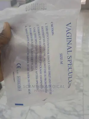 Single Use Vaginal Speculum Medium