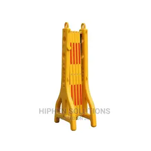 Plastic Expandable Barrier