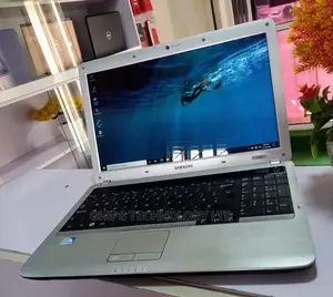 Laptop Samsung R530 4GB Intel Core 2 Duo HDD 250GB