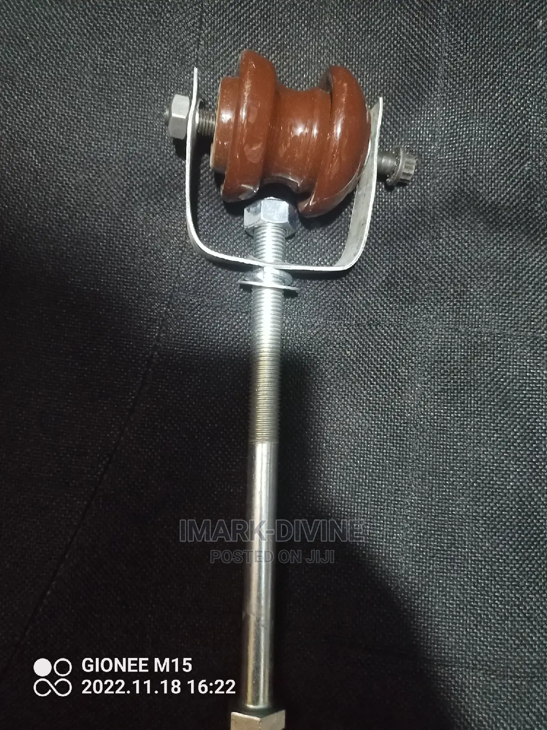 Complete D Iron