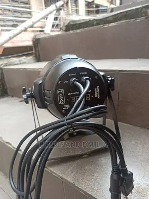 Dynacore Pro Parcans LED Light