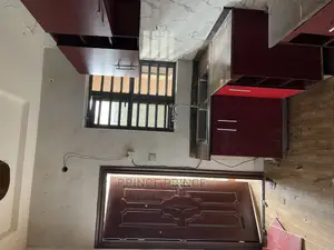 Furnished 3bdrm Block of Flats in Surulere for rent