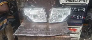 Headlamp Mitsubishi Pajero 2008