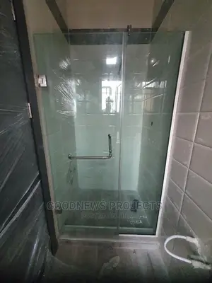 Toilet Frameless Glass Partition