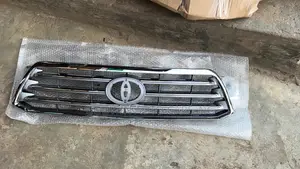 Front Grille 2008 Toyota Highlander