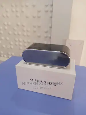 Table Clock Camera