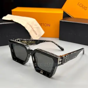 High Quality LOUIS VUITTON Sunglasses Available in Store