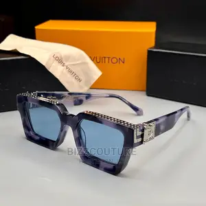 High Quality LOUIS VUITTON Sunglasses Available in Store