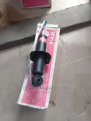 Front Shock Absorber Nissan Pathfinder 2005-2010 (KYB Japan)
