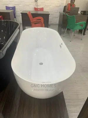 Acrylic Bathtub (Free Standing)
