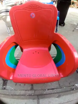 Plastic Iron Leg Chair