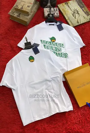 High Quality LOUIS VUITTON T-Shirts Available in Store