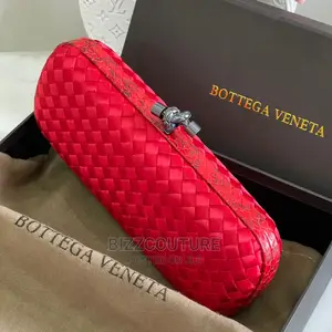 High Quality BOTTEGA VENETA Handbags Available in Store