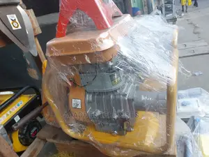 Robin Concrete Vibrator