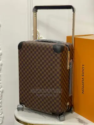 High Quality LOUIS VUITTON Travel Box Available in Store