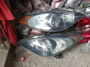 Headlamp Toyota Solara 2005 Tinted