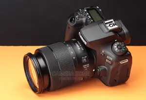 Camera Canon Eos 90D EFS 18-135
