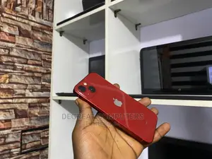 Apple iPhone 13 128 GB Red