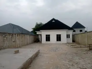 Furnished 3bdrm Bungalow in Port-Harcourt for sale