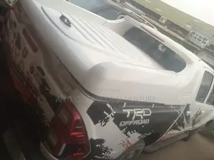 Booth Cover Carry Boy for Toyota Hilux