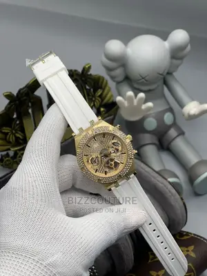 High Quality GUESS Rubber Strap Watch Avvailable in Store