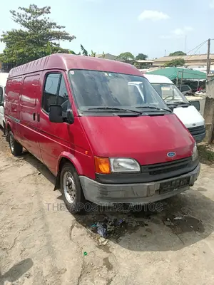 Ford Transit 2002 Red