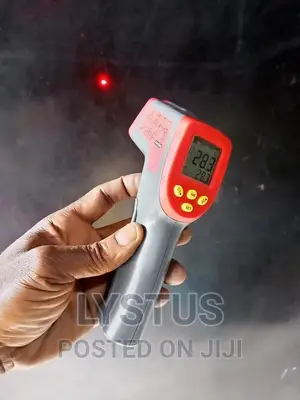 UYIGAO UA750 -50~750°C 12:1 Digital Infrared Thermometer