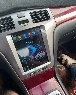 Es300/330 Tesla Android, With Reverse Camera