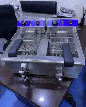 Electric Deep Fryer With Tap