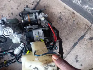Abs Pump Lexus LS460 2012 2015
