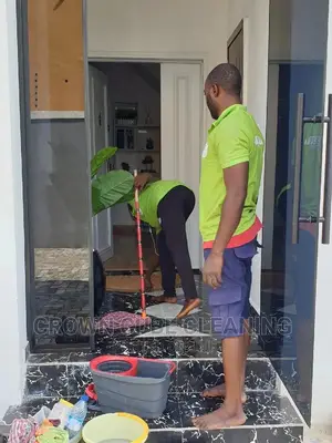 Cleaning Service / House Cleaning Service