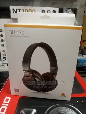Behringer Headphone Bh 470