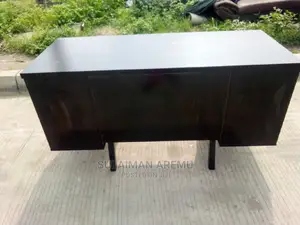 Modern Quality Executive Mini Woode Table With Drawers.