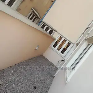 4bdrm Duplex in Guzape Abuja for sale