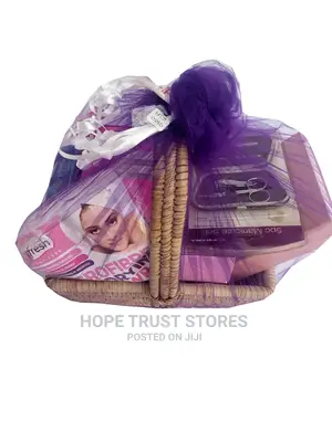 Christmas Hampers HTS001