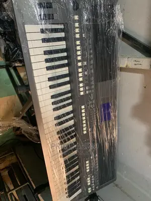 Psr 670 Yamaha Electronic Keyboard Clean Uk Used